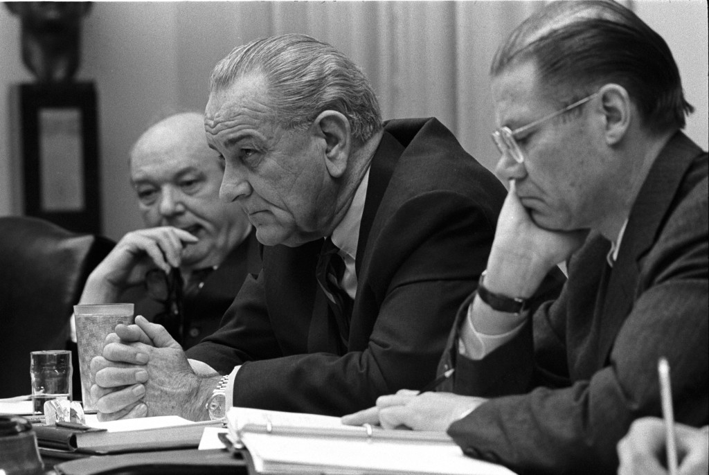 Dean_Rusk,_Lyndon_B._Johnson_and_Robert_McNamara_in_Cabinet_Room_meeting_February_1968